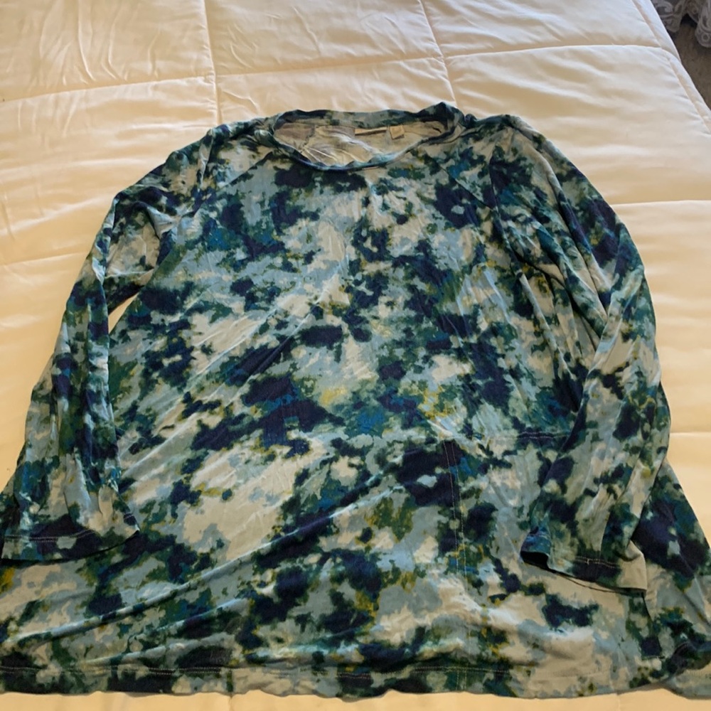 Long sleeve top tie dyed